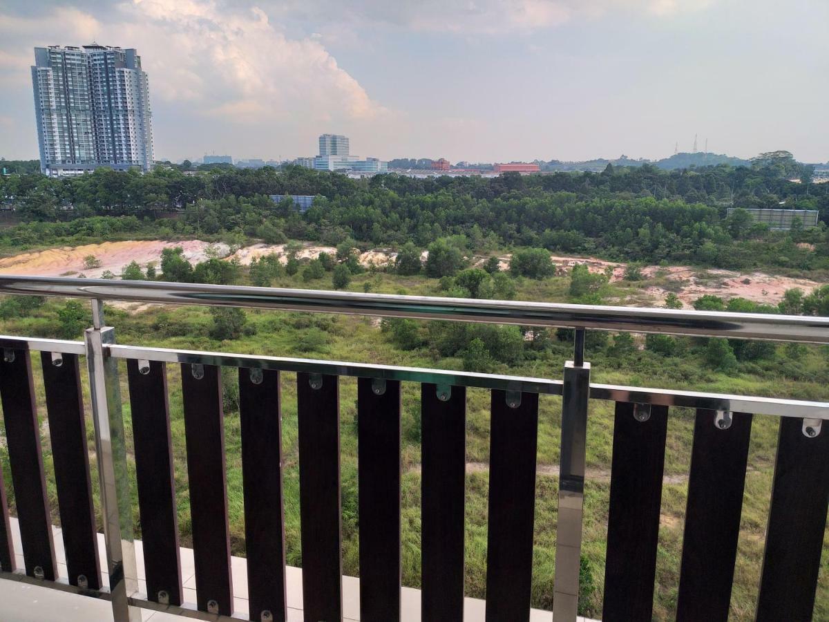 Kempas Indah @ The Secret Garden Homestay ยะโฮร์บาห์รู ภายนอก รูปภาพ
